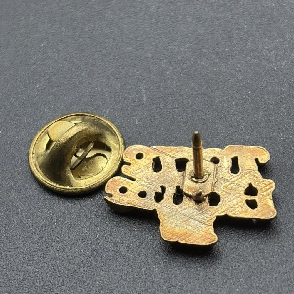 Terre‎ Haute Indiana Gold Tone Lapel Hat Pin